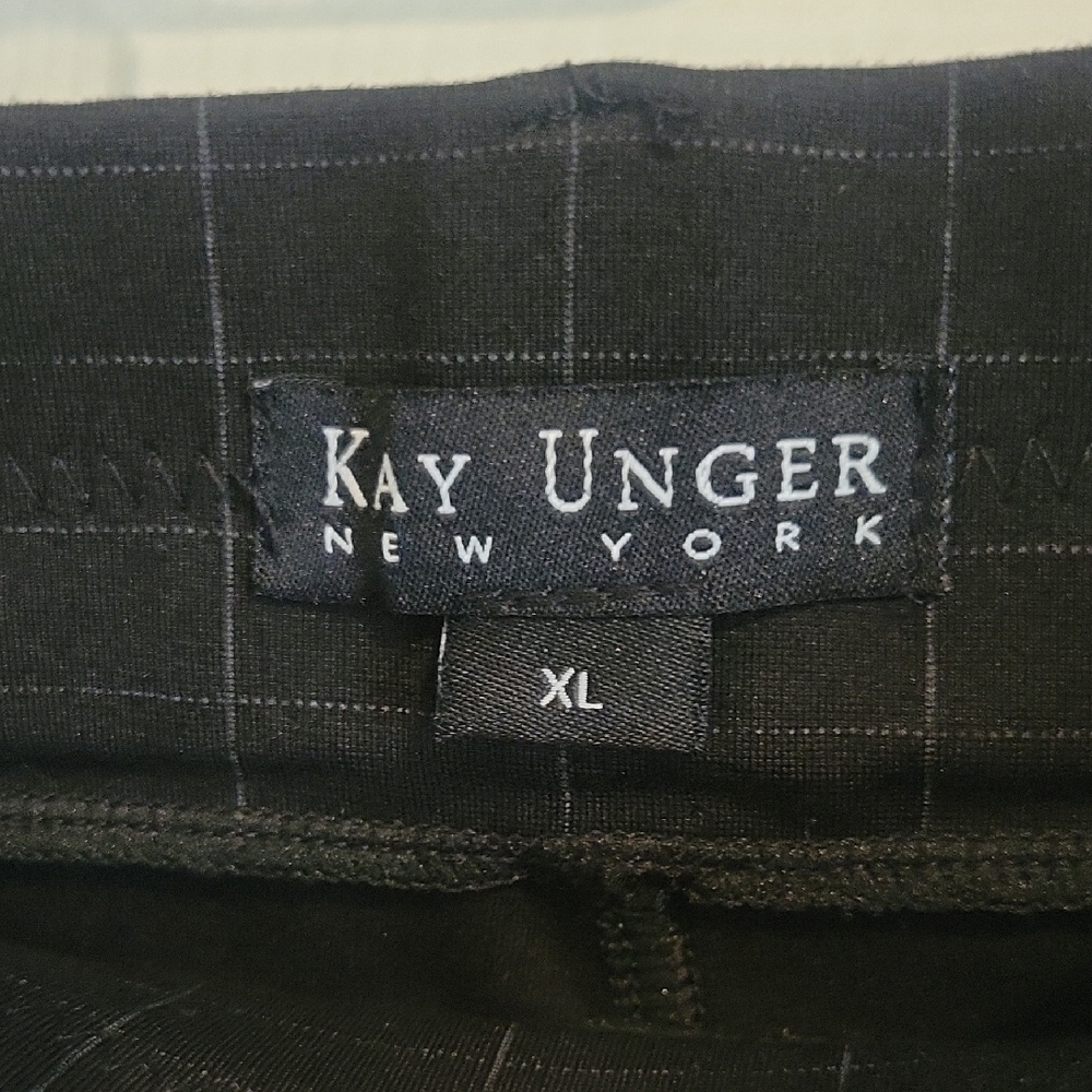 Kay Unger NY SzXL Black Wht Pin stretch, wide waist comfort Pants - Picture 2 of 3